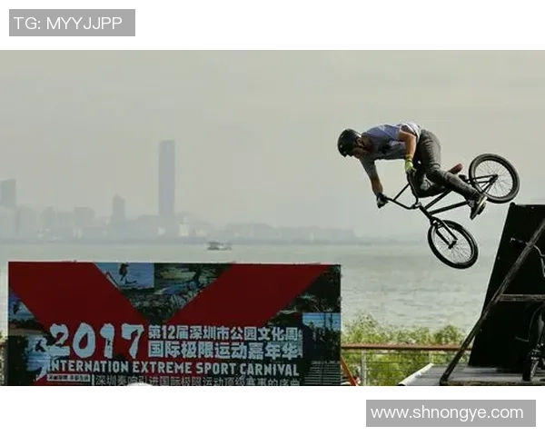 成都极限运动队在极限运动联赛中的实力表现分析与点评