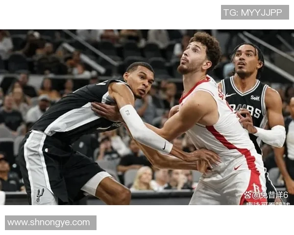 新秀与年轻球员崛起助力球队重塑未来竞争格局